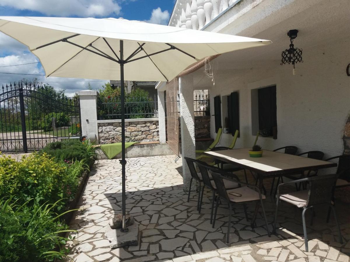 Casa Irma Hotell Žminj Exteriör bild
